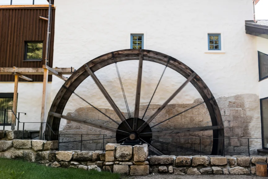 Mill wheel